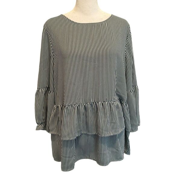 Time & Tru Womens Top Size M Navy Blue White Stripe Bell Sleeve Round Neck​ - Picture 1 of 8